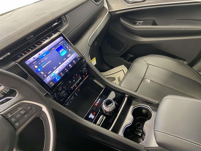 Jeep Grand Cherokee  2025