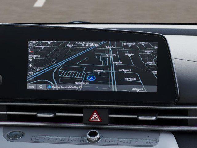 Hyundai Elantra  2025