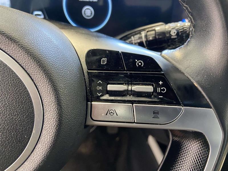 Hyundai Elantra  2023