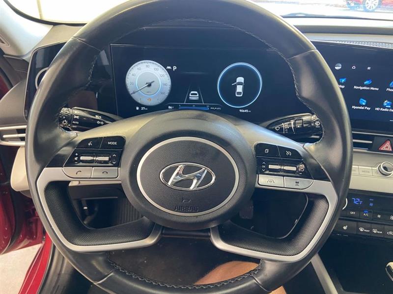 Hyundai Elantra  2023