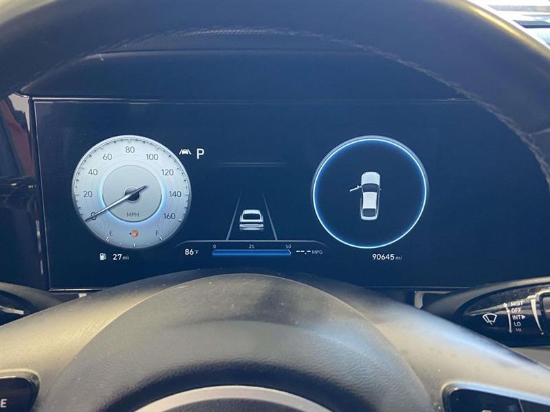 Hyundai Elantra  2023