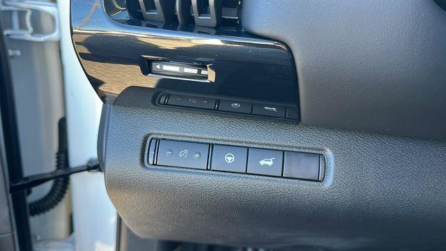 Nissan Pathfinder  2025