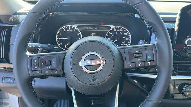 Nissan Pathfinder  2025