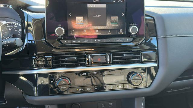 Nissan Pathfinder  2025