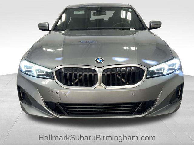 BMW 3-Series  2024