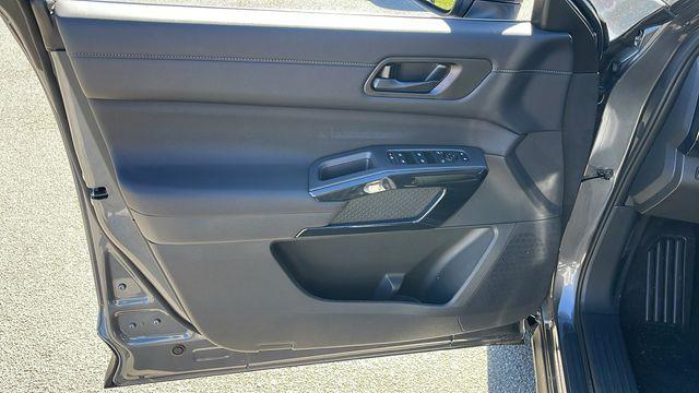 Nissan Pathfinder  2025