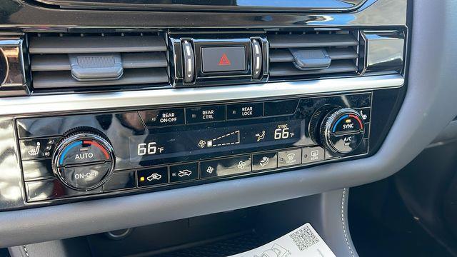 Nissan Pathfinder  2025