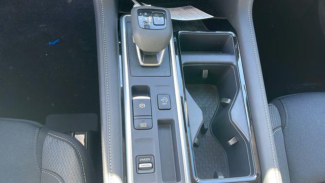 Nissan Pathfinder  2025