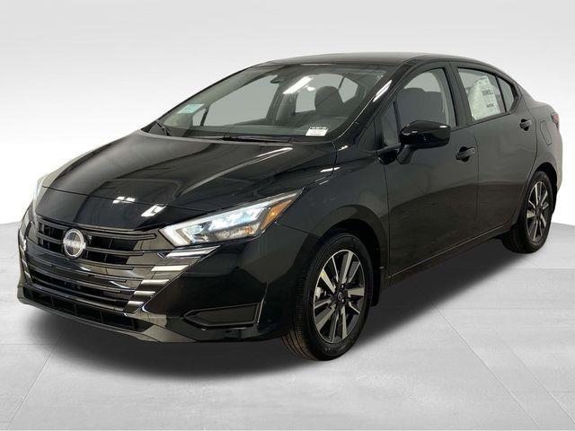 Nissan Versa  2025