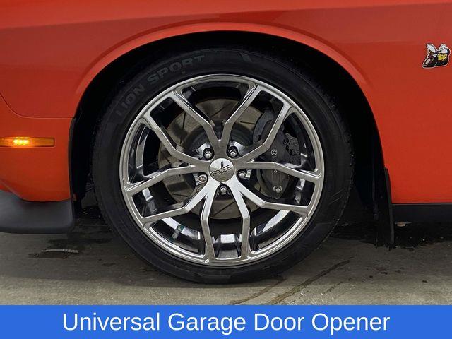 Dodge Challenger  2016 Dodge Challenger  2016