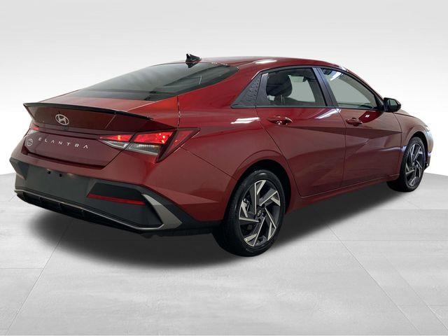 Hyundai Elantra  2025 Hyundai Elantra  2025