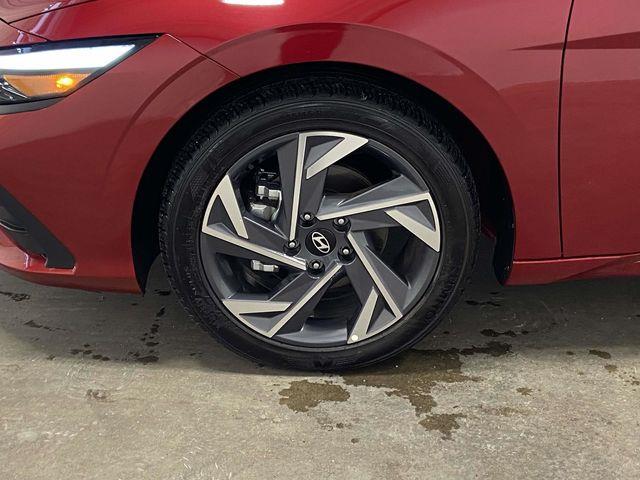 Hyundai Elantra  2025 Hyundai Elantra  2025