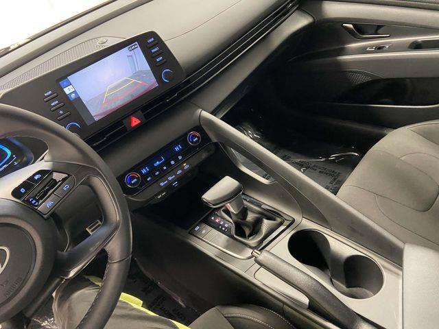 Hyundai Elantra  2025 Hyundai Elantra  2025