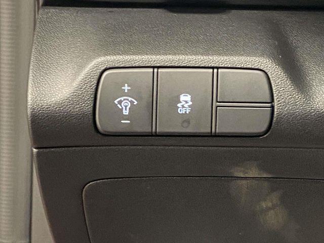 Hyundai Elantra  2025 Hyundai Elantra  2025