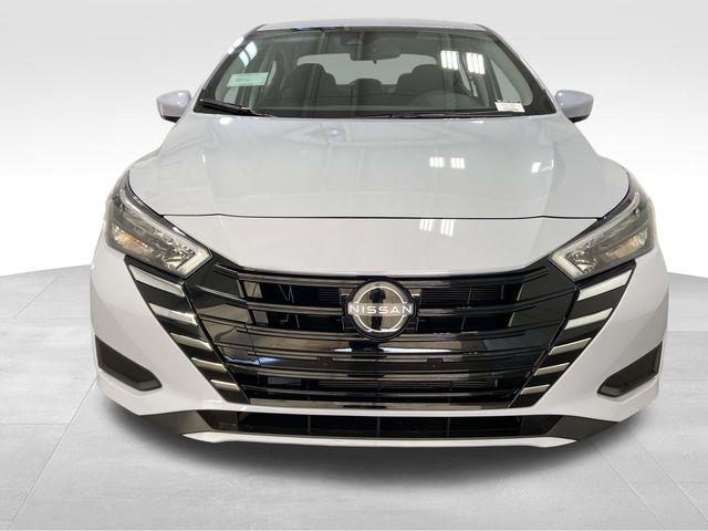 Nissan Versa  2025 Nissan Versa  2025