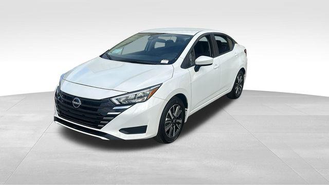 Nissan Versa  2025