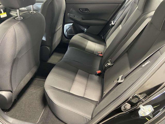 Nissan Sentra  2025 Nissan Sentra  2025