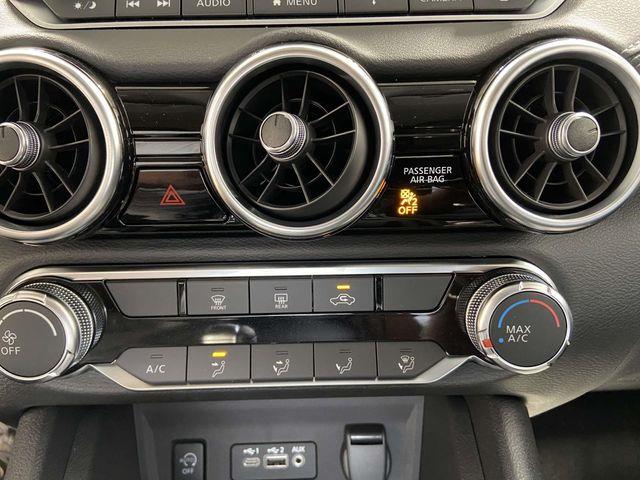 Nissan Sentra  2025 Nissan Sentra  2025