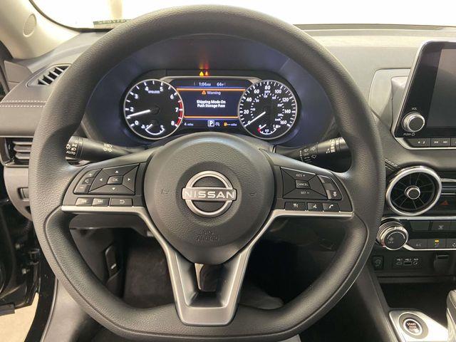 Nissan Sentra  2025 Nissan Sentra  2025