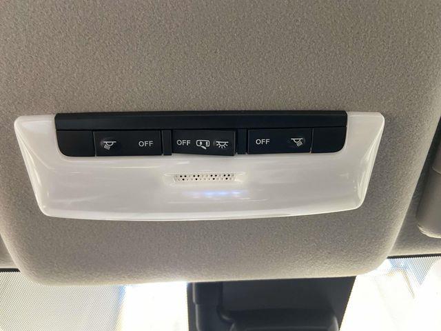 Nissan Versa  2025 Nissan Versa  2025