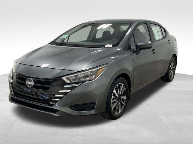 Nissan Versa  2025