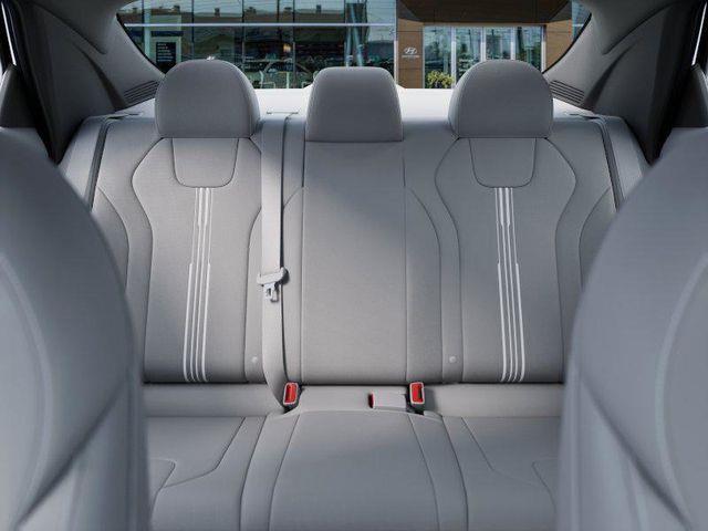 Hyundai Elantra  2025 Hyundai Elantra  2025