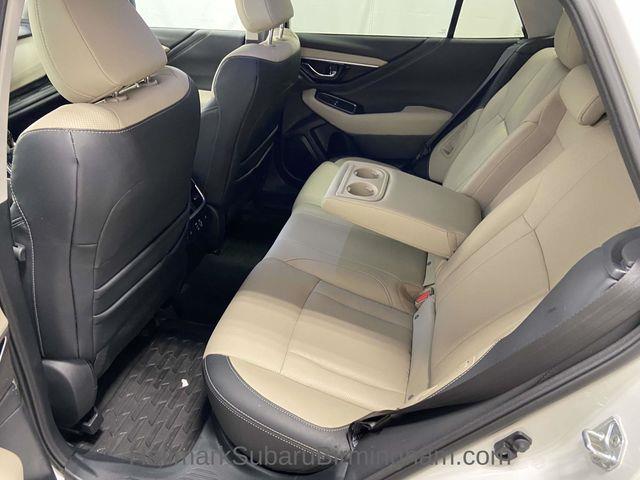 Subaru Outback  2023