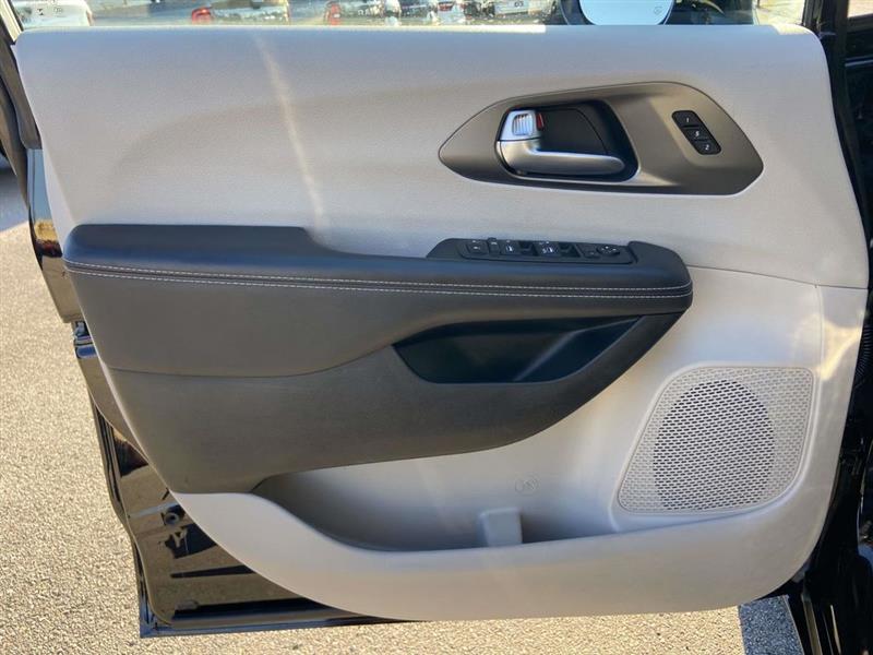 Chrysler Pacifica  2024