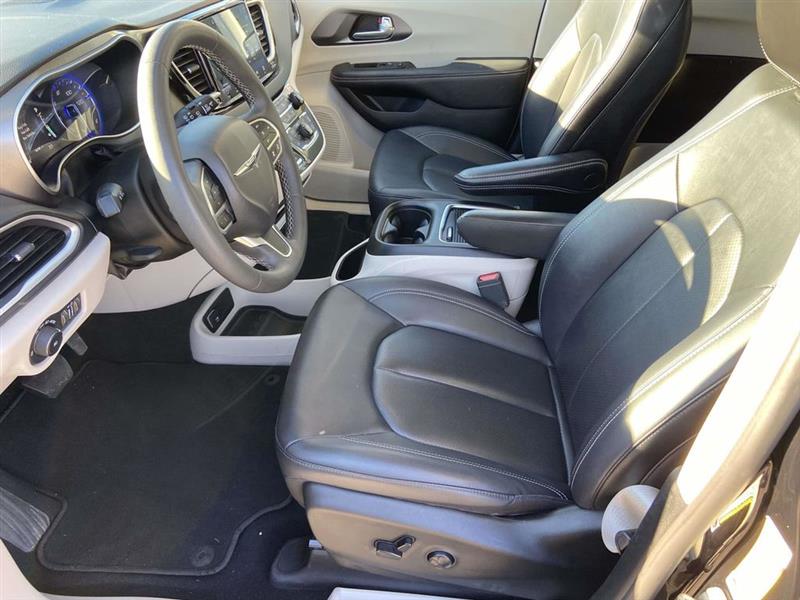 Chrysler Pacifica  2024