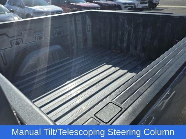 Chevrolet Silverado 1500  2025