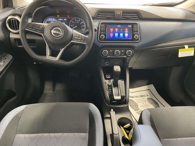 Nissan Versa  2025