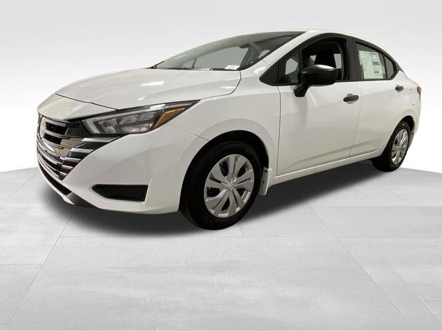 Nissan Versa  2025