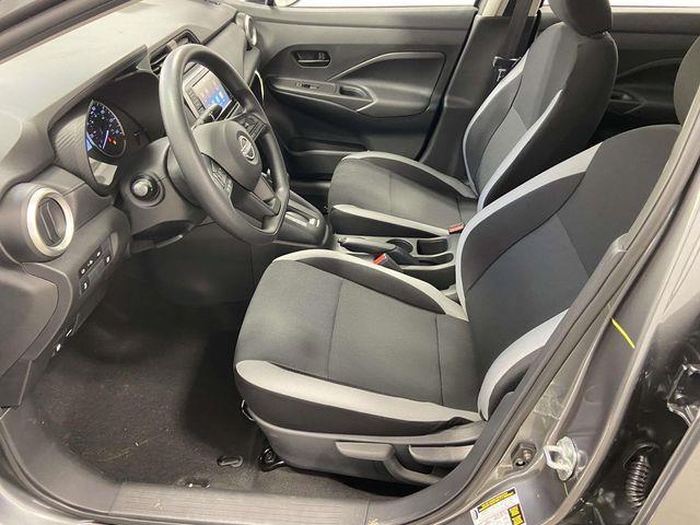 Nissan Versa  2025