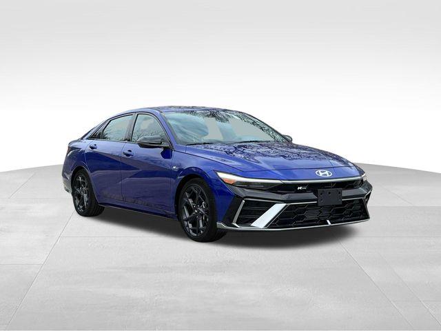 Hyundai Elantra  2025