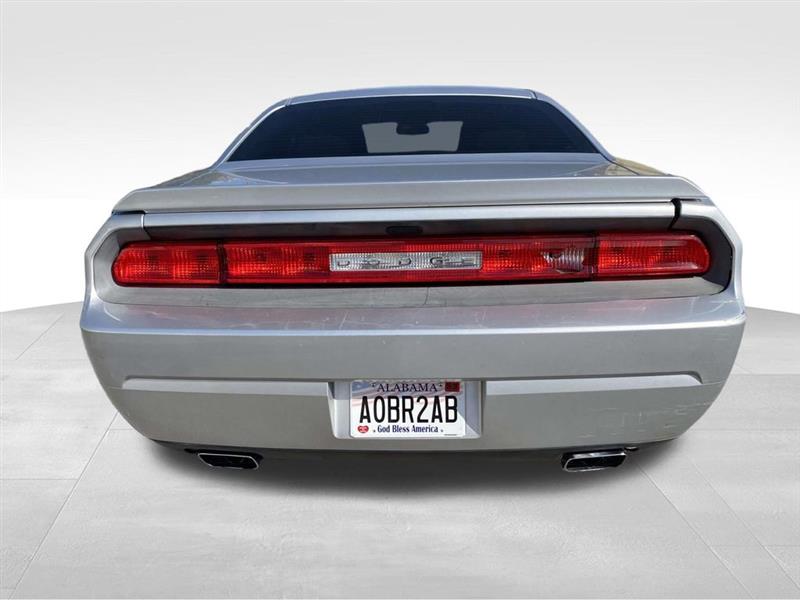 Dodge Challenger  2012