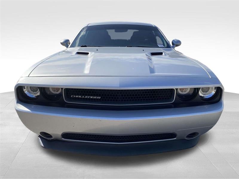 Dodge Challenger  2012