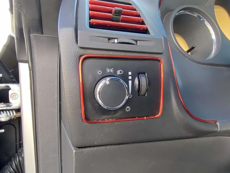 Dodge Challenger  2012