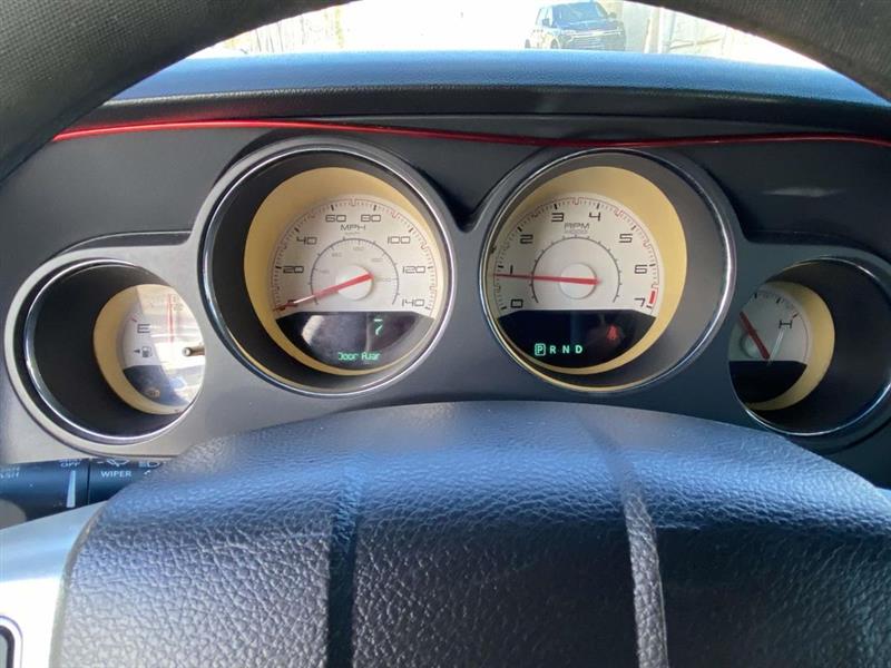 Dodge Challenger  2012