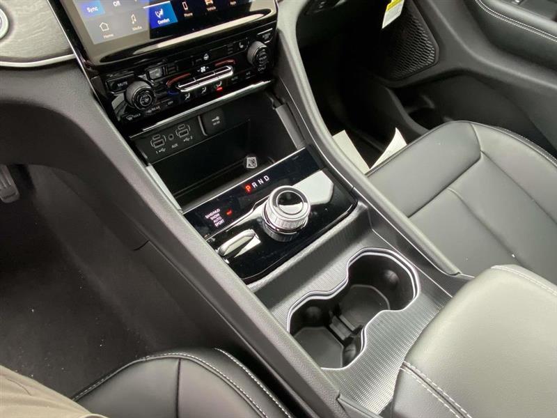 Jeep Grand Cherokee L  2025