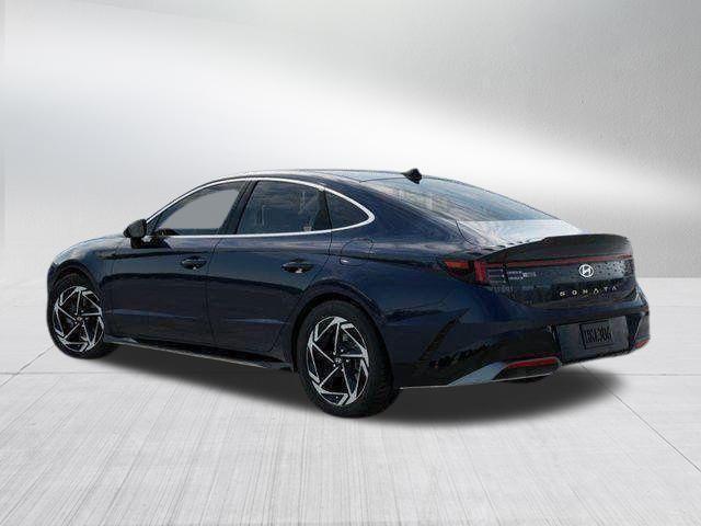 Hyundai Sonata  2026