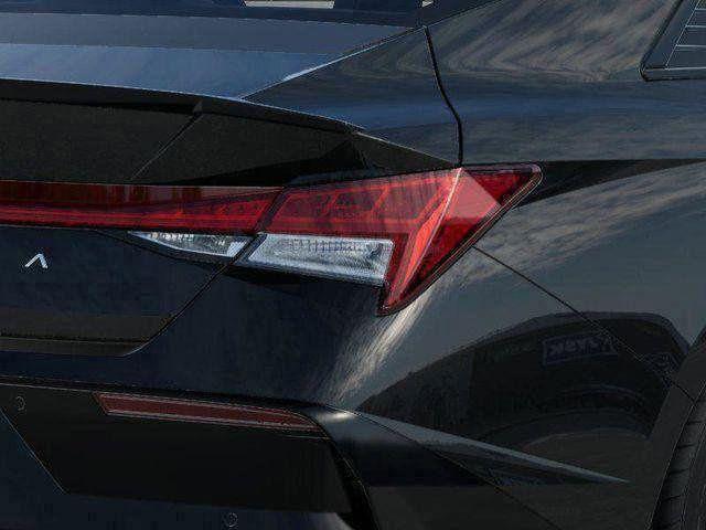 Hyundai Elantra  2026