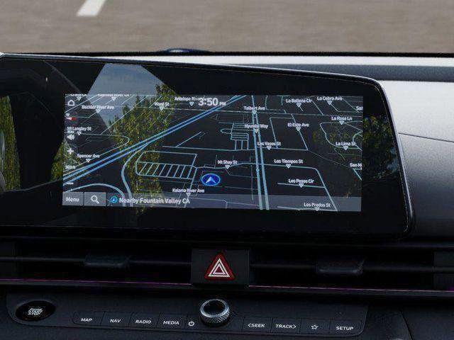 Hyundai Elantra  2026