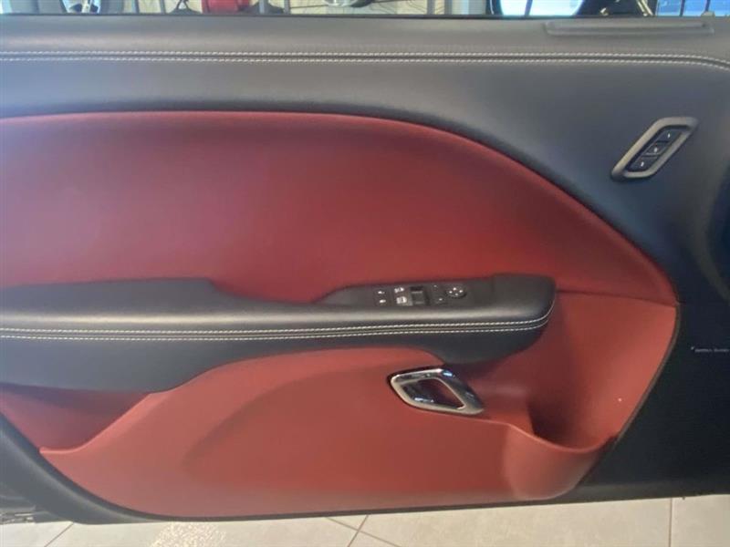 Dodge Challenger  2023