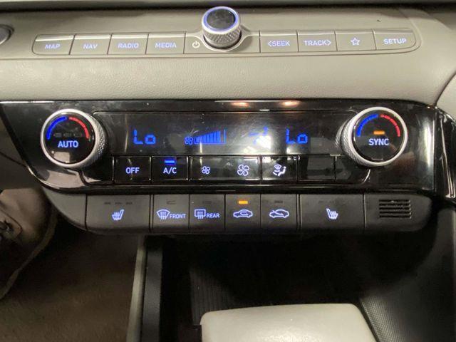 Hyundai Elantra  2024