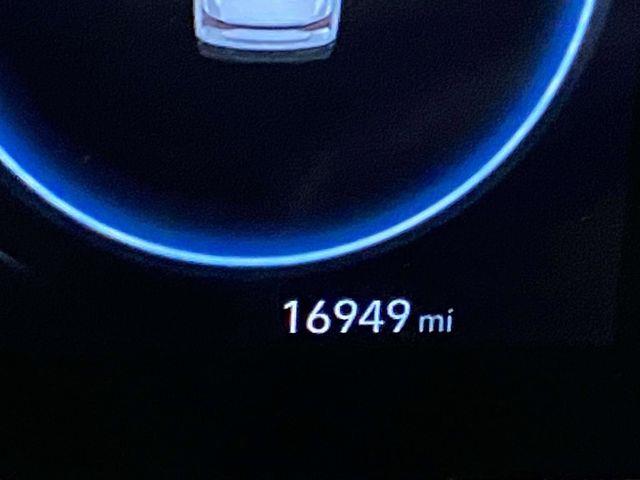 Hyundai Elantra  2024