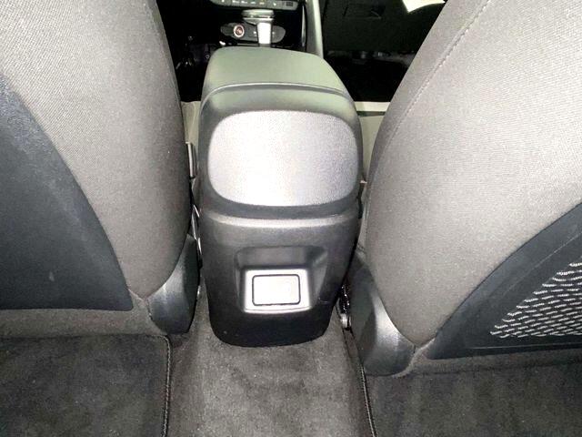 Hyundai Elantra  2024