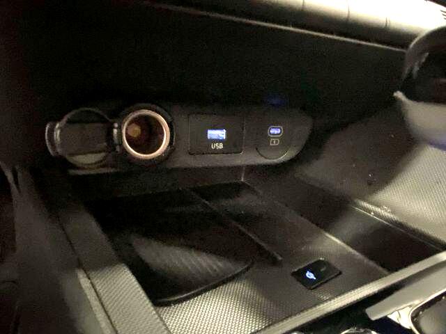 Hyundai Elantra  2024