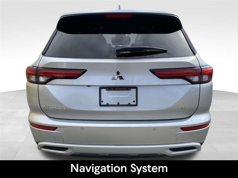 Mitsubishi Outlander  2023