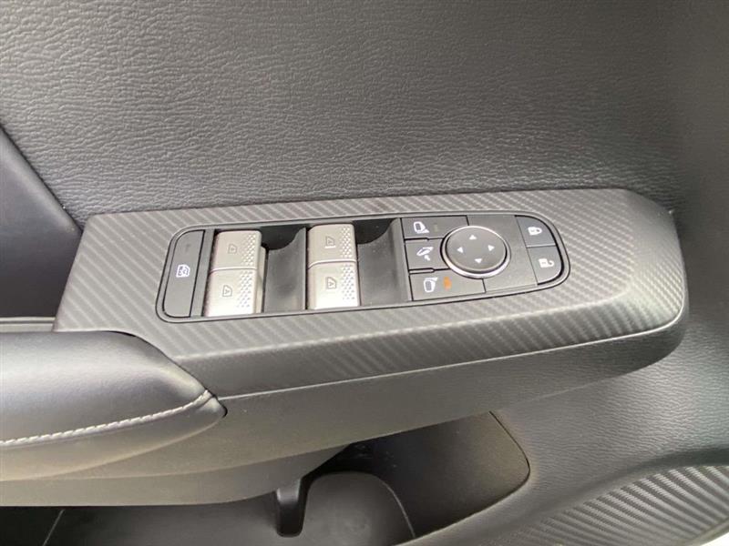 Mitsubishi Outlander  2023