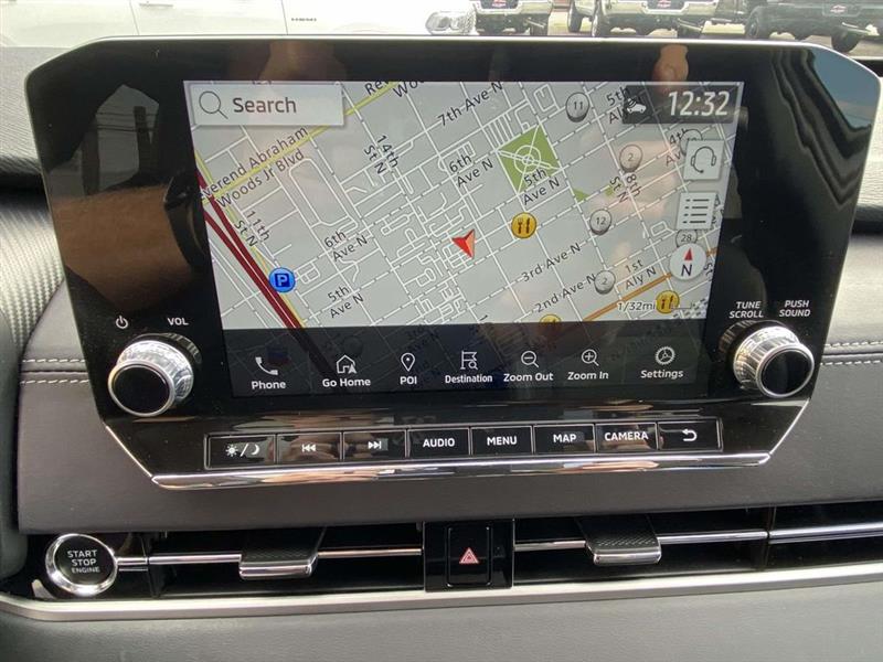 Mitsubishi Outlander  2023